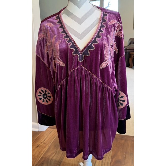 easel Tops - Easel Women's Embroidered Velvet Tunic Top Magenta Size Large Boho Peasant